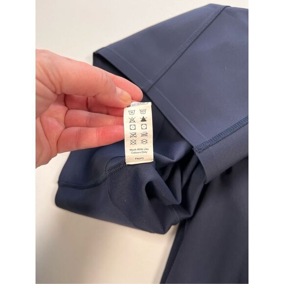 Halara Flex High Waisted Tummy Control Adjustable Hem 7/8 Pant Blue Size Large - Picture 6 of 13